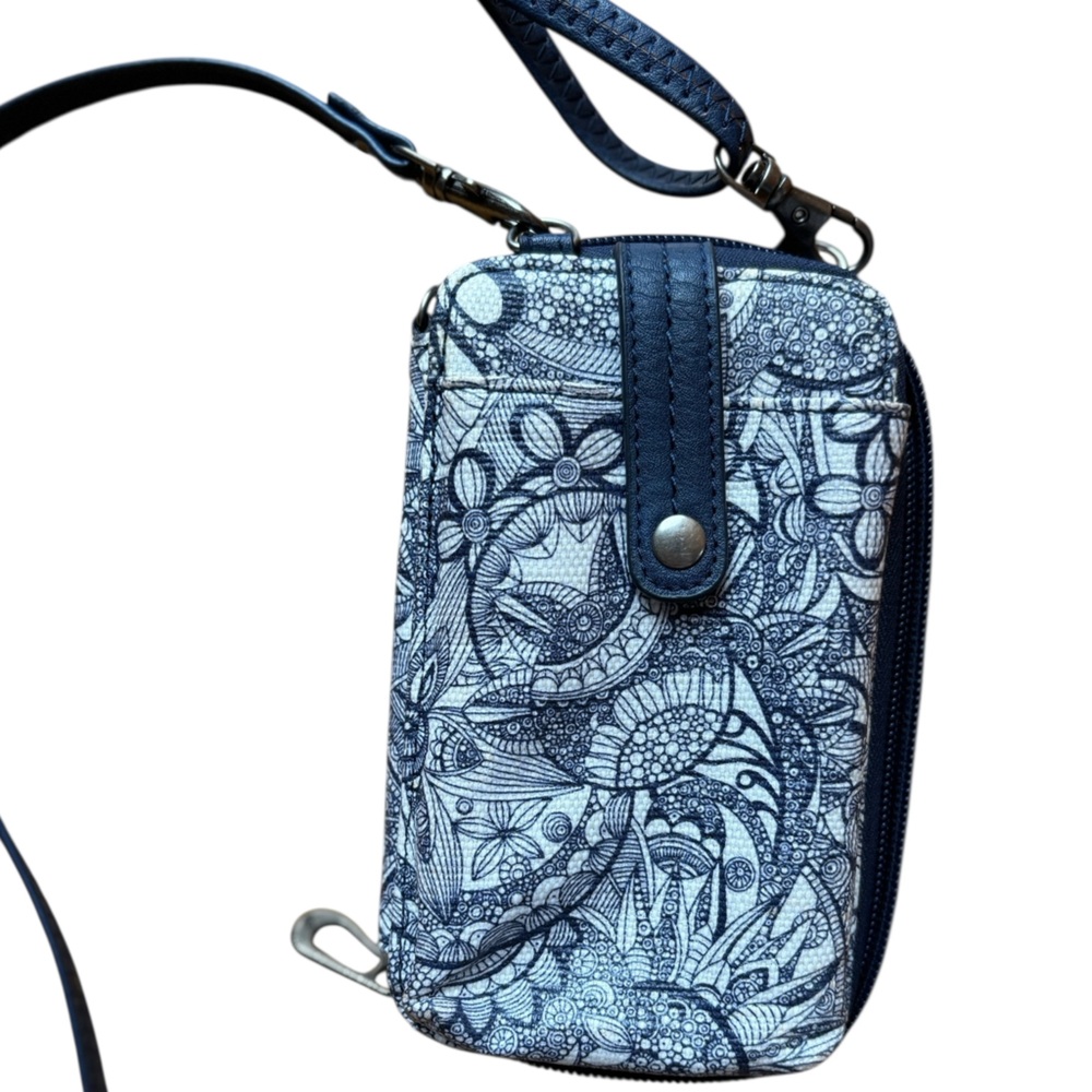 Sakroots Navy White Artist Circle Crossbody Mini Bag Smartphone Wallet